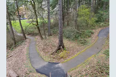 Abelard, Lake Oswego, OR 97035 - Photo 6