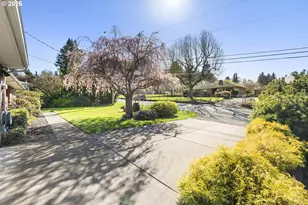 7130 SE 127th Ave, Portland, OR 97236 - Photo 42