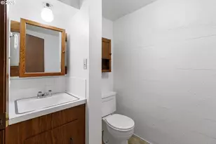 7130 SE 127th Ave, Portland, OR 97236 - Photo 28