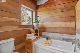 39038 Griggs Dr, Lebanon, OR 97355 - Photo 24