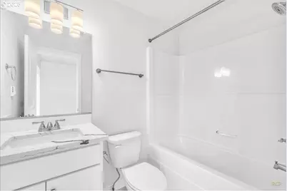 9416 N Bristol Ave, Portland, OR 97203 - Photo 18