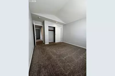 12528 SE Taggart St, Portland, OR 97236 - Photo 38