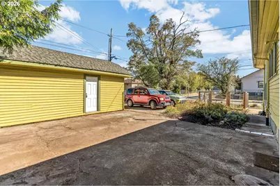 5806 NE Garfield Ave, Portland, OR 97211 - Photo 34