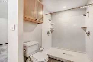 4635 NW Kahneeta Dr, Portland, OR 97229 - Photo 20