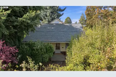 5005 NE 62nd Ave, Portland, OR 97218 - Photo 1