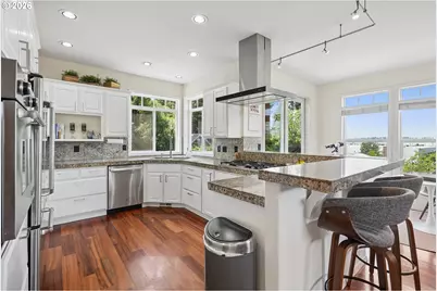 3067 NW Wilson St, Portland, OR 97210 - Photo 12
