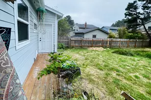 335 SW South Point St, Depoe Bay, OR 97341 - Photo 16