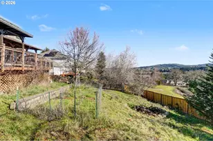2415 SW Oakwood Dr, Dallas, OR 97338 - Photo 44