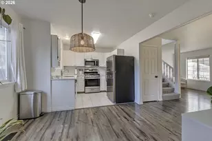 6223 N Yale St, Portland, OR 97203 - Photo 8