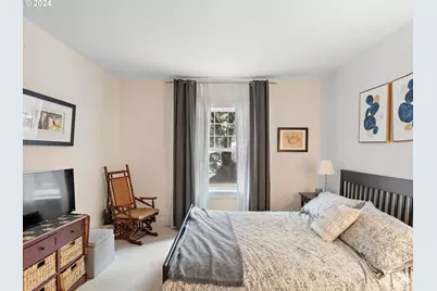 1829 NW Lovejoy St #104, Portland, OR 97209 - Photo 14