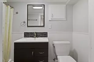 778 E Lincoln St, Woodburn, OR 97071 - Photo 38