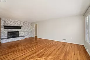 10985 SE Holgate Blvd, Portland, OR 97266 - Photo 6