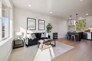 1726 SE Sherrett St, Portland, OR 97202 - Photo 2