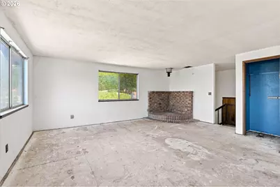 1499 NE Hillcrest Dr, Grants Pass, OR 97526 - Photo 8