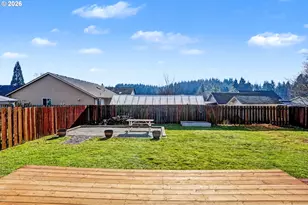 463 SE Pine St, Dallas, OR 97338 - Photo 24