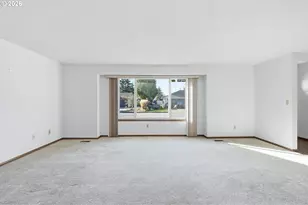 5070 NW Kahneeta Dr, Portland, OR 97229 - Photo 8