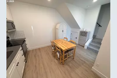 4719 NE 107th Ave #10, Portland, OR 97220 - Photo 4