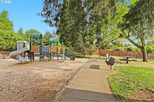 14987 SW Greenfield Dr, Portland, OR 97224 - Photo 32