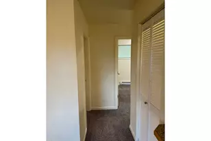 2046 W 14th Pl, Eugene, OR 97402 - Photo 10