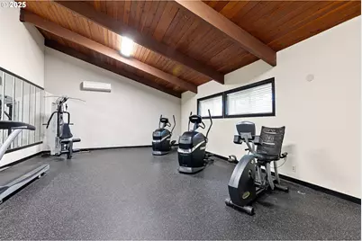 2046 W 14th Pl, Eugene, OR 97402 - Photo 30