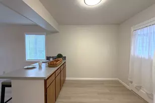 934 Pacific Ave, Coos Bay, OR 97420 - Photo 6