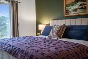 1801 NW Dolphin Ln, Waldport, OR 97394 - Photo 12