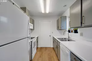 1801 NW Dolphin Ln, Waldport, OR 97394 - Photo 8