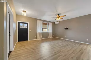 606 2nd St, Garibaldi, OR 97118 - Photo 10