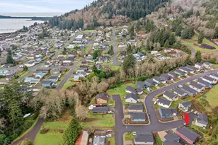 606 2nd St, Garibaldi, OR 97118 - Photo 24