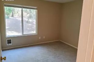 1040 SE Columbia Ridge Dr, Vancouver, WA 98664 - Photo 8