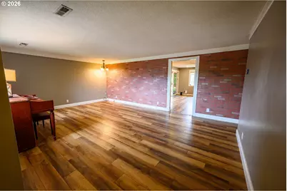1830 Yolanda Ave, Springfield, OR 97477 - Photo 2