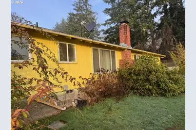 560 St John St, Sutherlin, OR 97479 - Photo 4