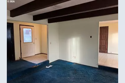 560 St John St, Sutherlin, OR 97479 - Photo 10