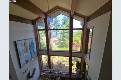 3037 NE Rocky Butte Rd, Portland, OR 97220 - Photo 2