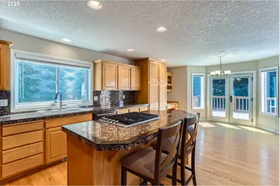 10939 SE Valley Way, Happy Valley, OR 97086 - Photo 14