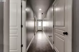 5854 Avalon St, Eugene, OR 97402 - Photo 24