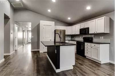 5854 Avalon St, Eugene, OR 97402 - Photo 10