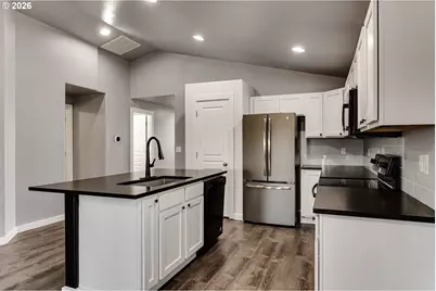 5854 Avalon St, Eugene, OR 97402 - Photo 14