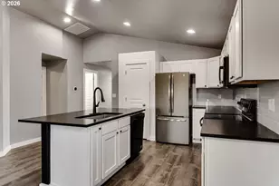 5854 Avalon St, Eugene, OR 97402 - Photo 14