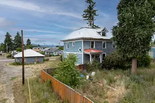 122 S 12th Ave, Cornelius, OR 97113 - Photo 4