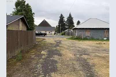 122 S 12th Ave, Cornelius, OR 97113 - Photo 24