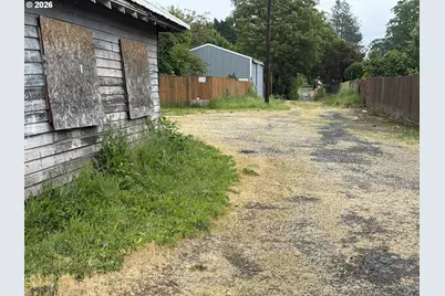 122 S 12th Ave, Cornelius, OR 97113 - Photo 22