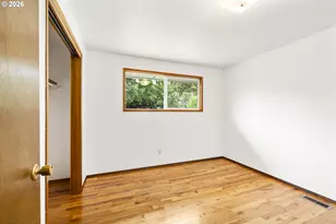 15245 SE Market Ct, Portland, OR 97233 - Photo 22