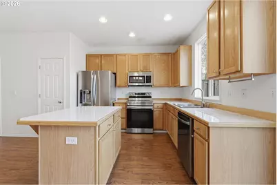 18529 SW Cascade Dr, Beaverton, OR 97003 - Photo 14