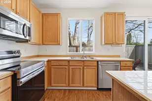 18529 SW Cascade Dr, Beaverton, OR 97003 - Photo 12