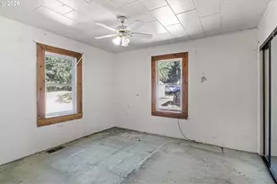426 Lou Gray Dr, Myrtle Creek, OR 97457 - Photo 8