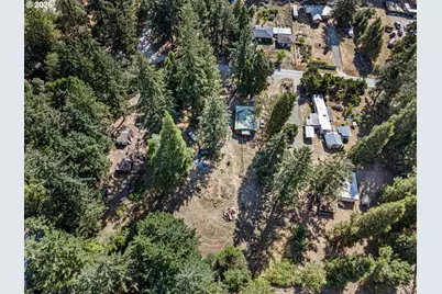 426 Lou Gray Dr, Myrtle Creek, OR 97457 - Photo 26