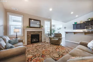 1290 Tirion Ave, Eugene, OR 97404 - Photo 6