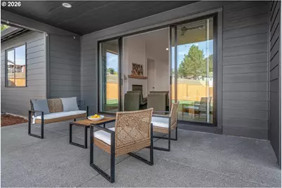 851 W Washington St, Carlton, OR 97111 - Photo 4