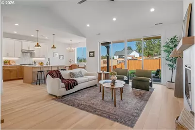 851 W Washington St, Carlton, OR 97111 - Photo 8